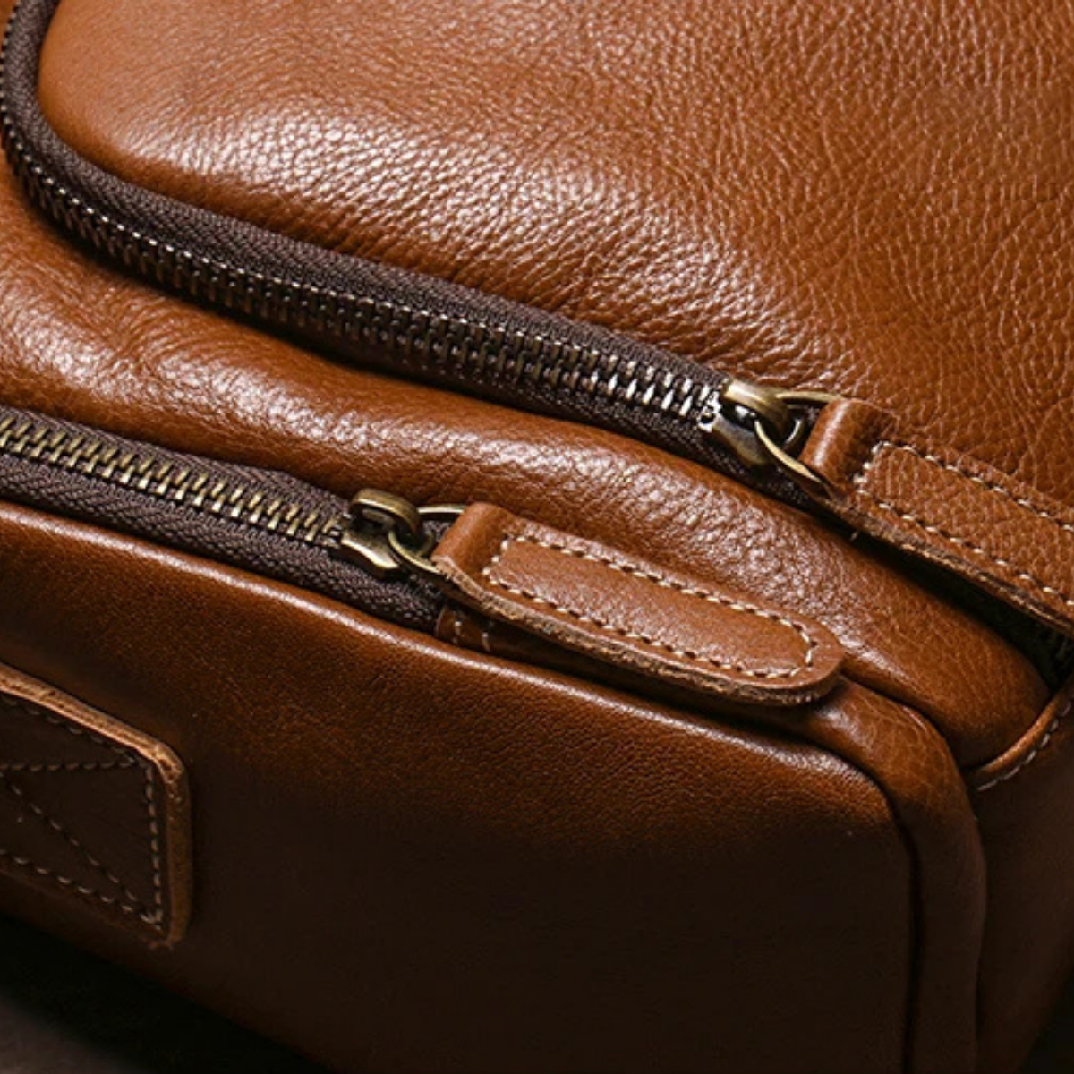 Men’s Retro Crossbody Leather Shoulder Bag