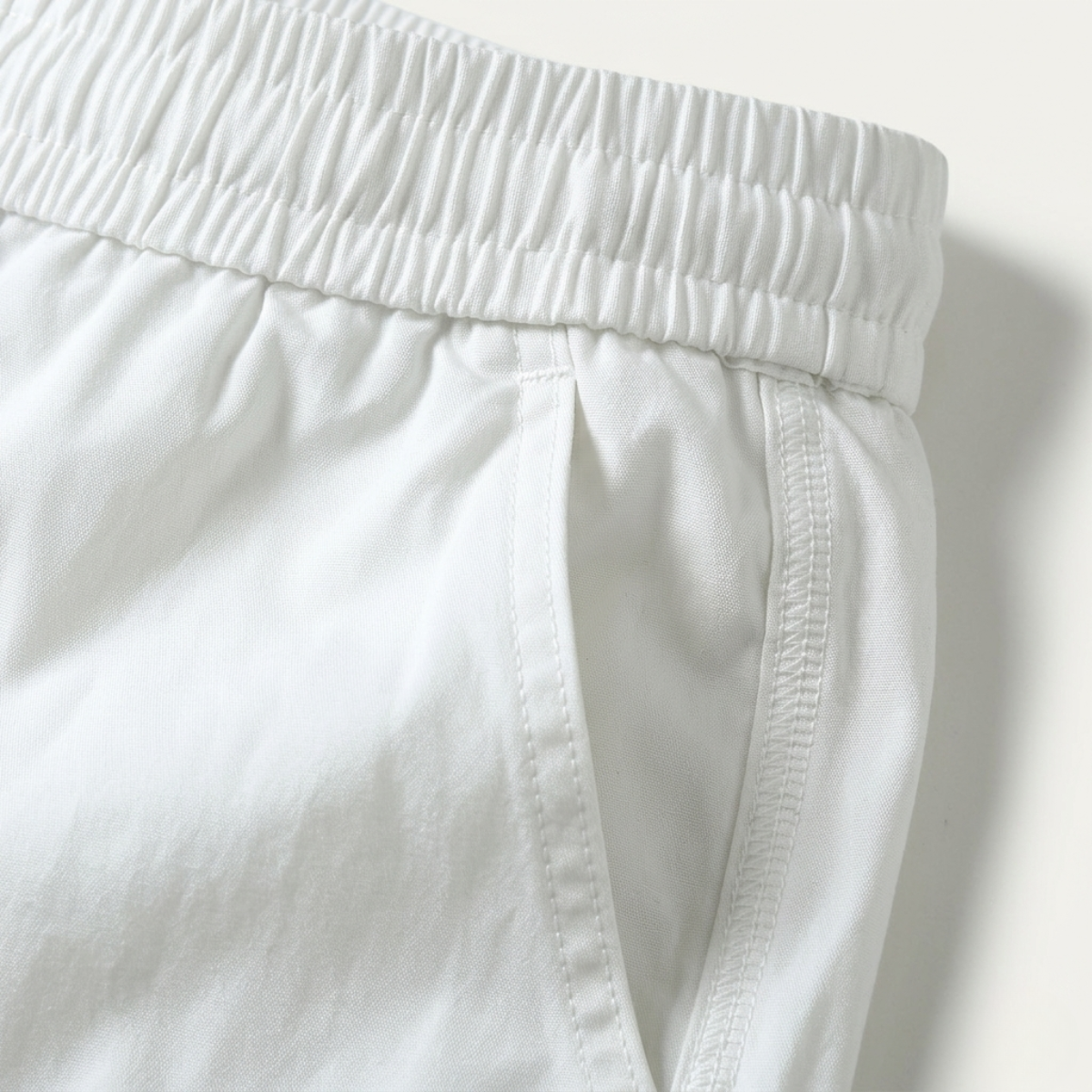 The Ludlow Men’s Lightweight Drawstring Cotton Shorts