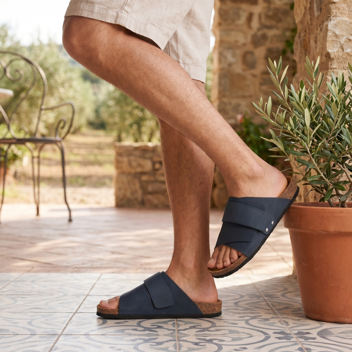 The Canterbury Men’s Cork Footbed Slide Sandals