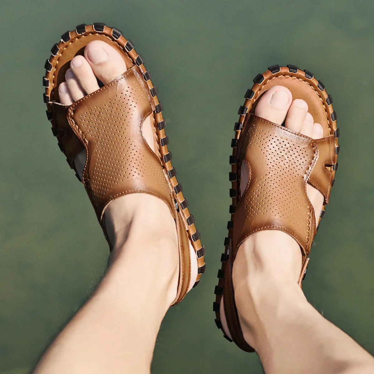 The Assisi Men’s Open Toe Slingback Leather Outdoor Sandals