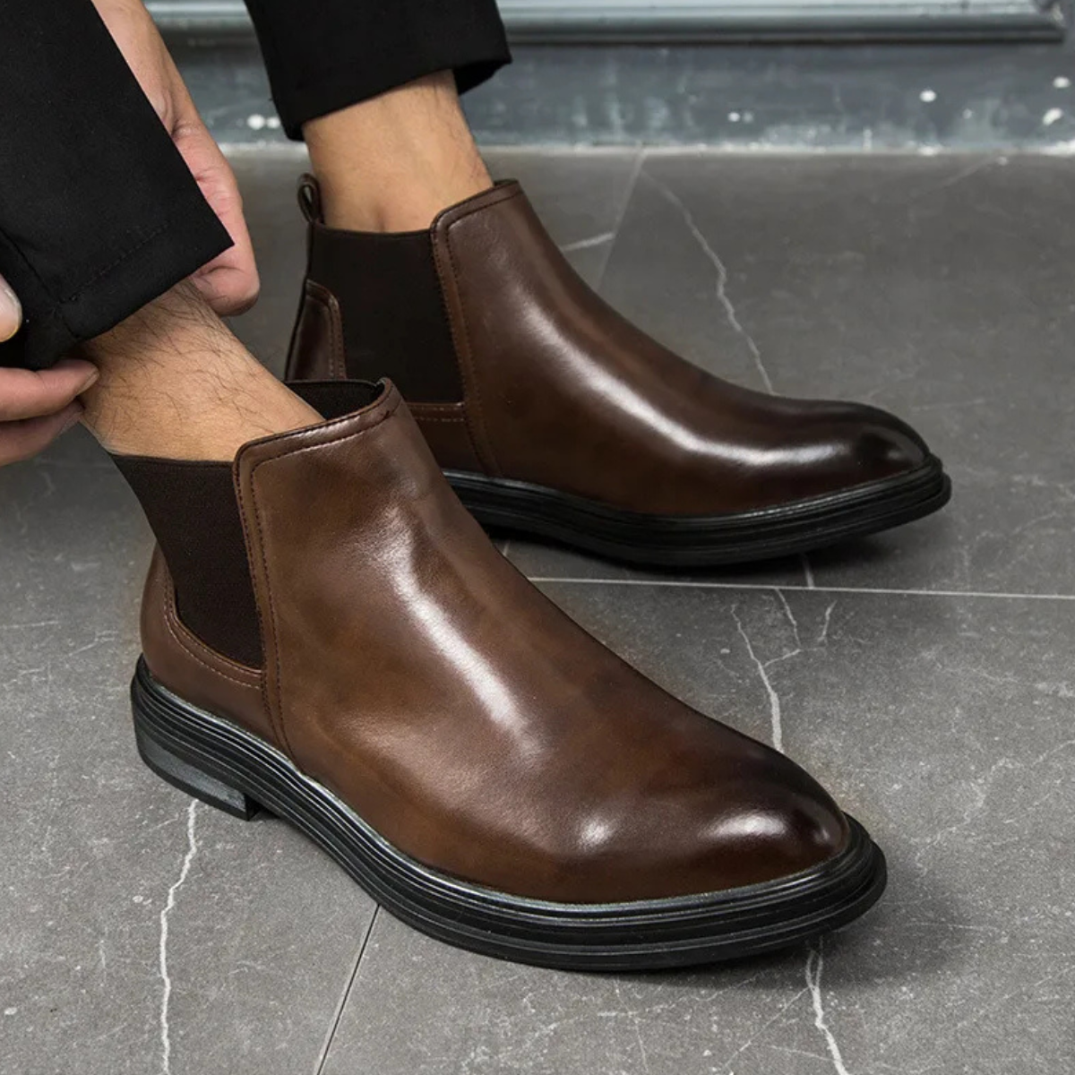 The Lezzeno Men’s Classic Leather Ankle Dress Chelsea Boots