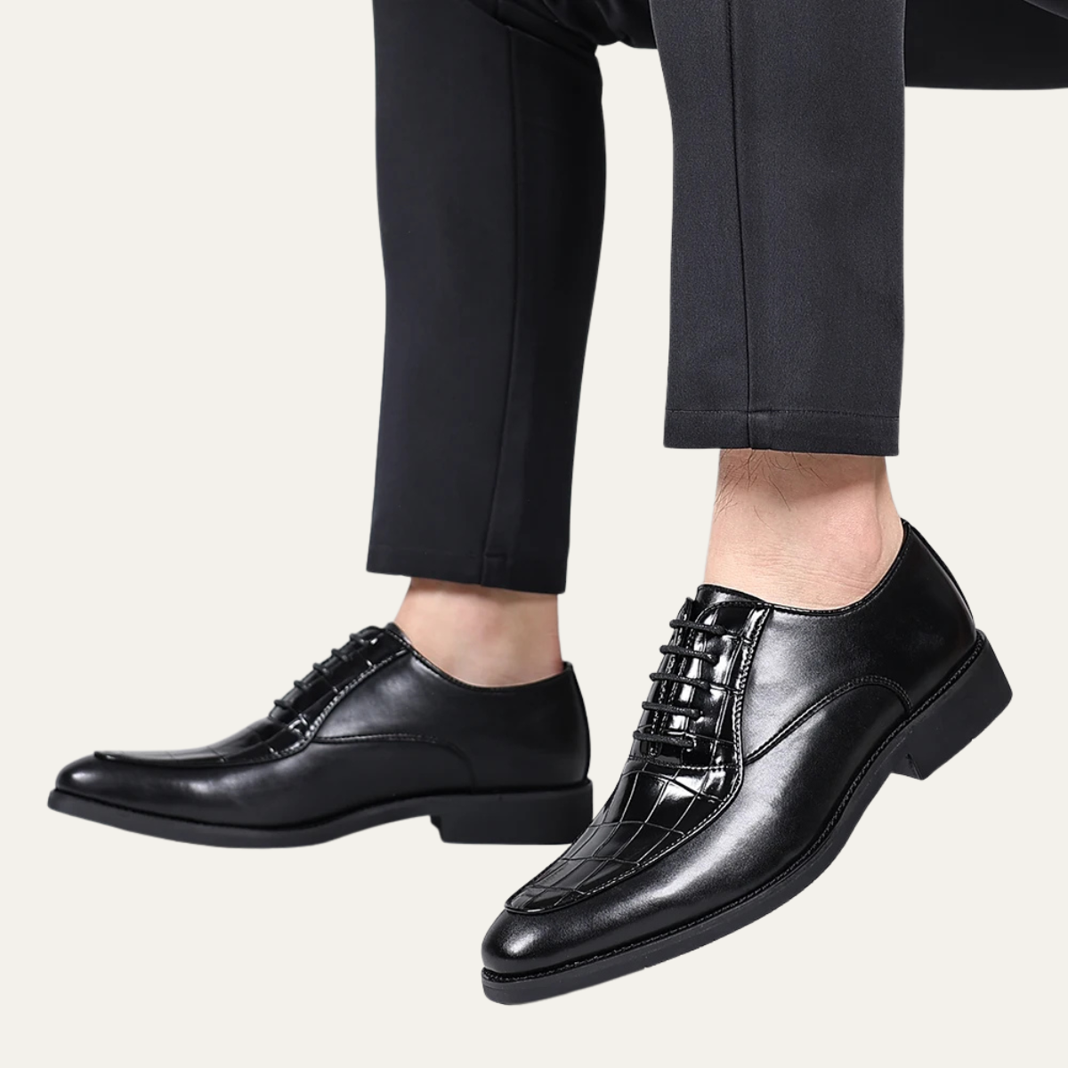The Volterra Men’s Lace Up Leather Oxford Dress Shoes