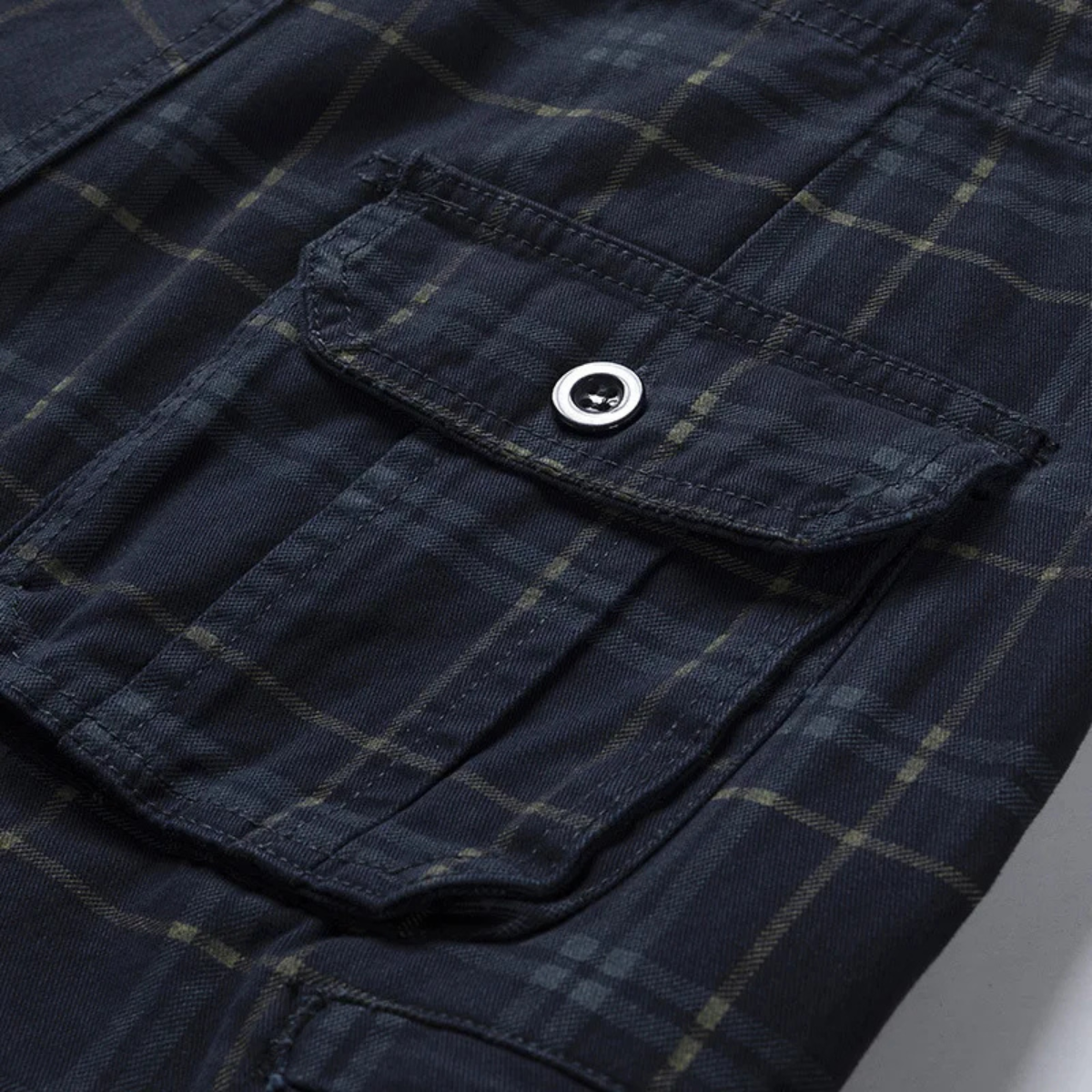 The Vernazza Men’s Multi Pocket Plaid Cargo Shorts