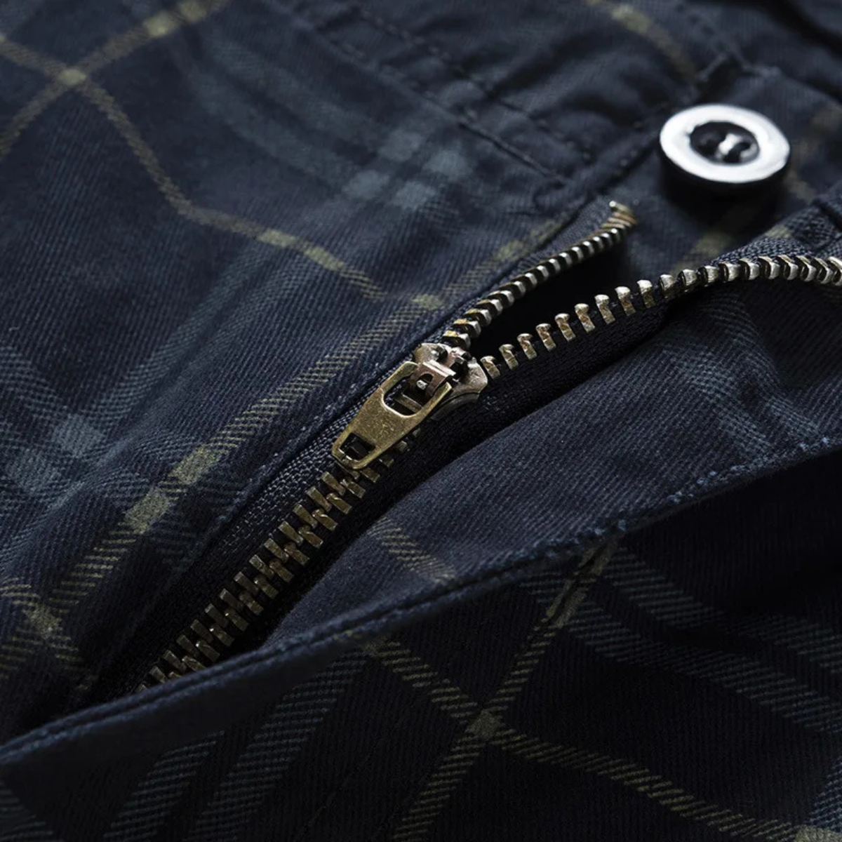 The Vernazza Men’s Multi Pocket Plaid Cargo Shorts