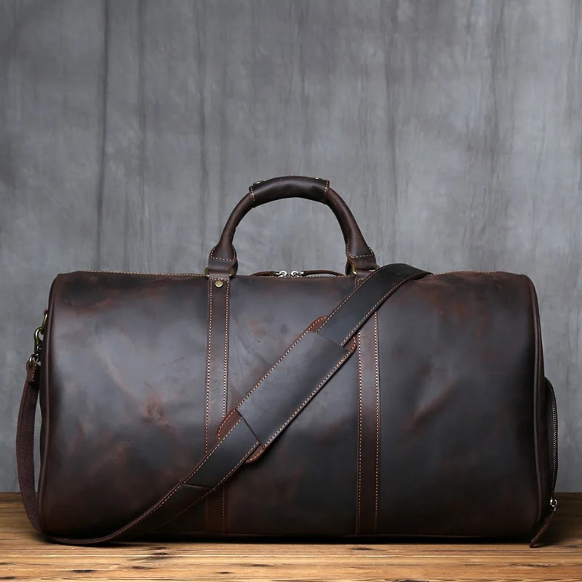 Men’s Vintage Genuine Leather Travel Duffle Bag