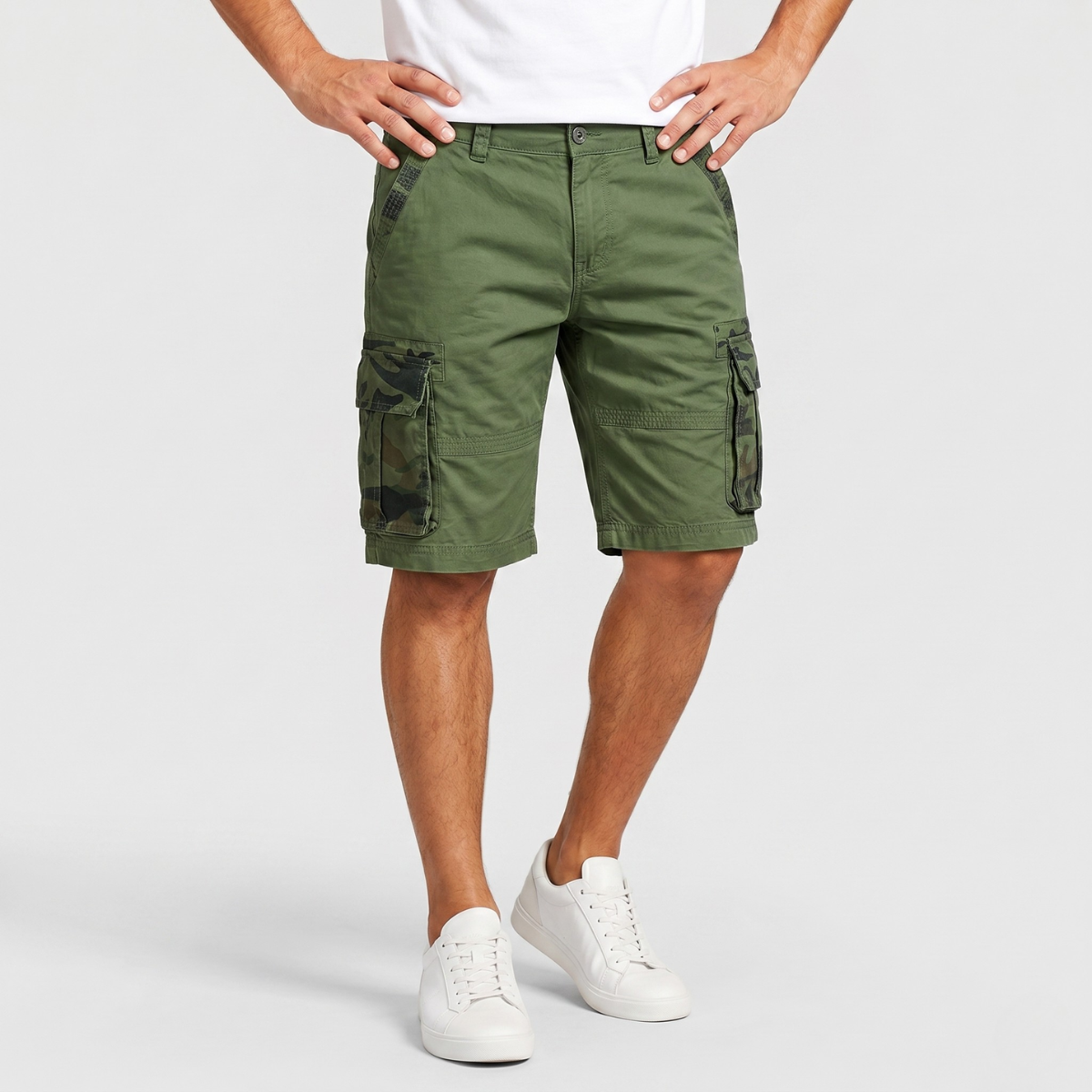 The Stratford Men’s 100% Cotton Camouflage Cargo Shorts