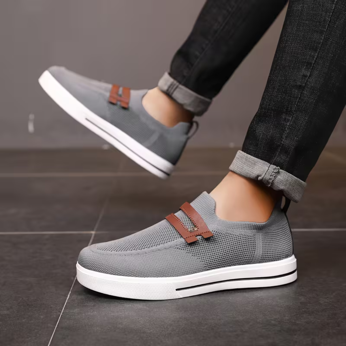 The Mantova Men’s Low Top Breathable Mesh Non Slip Trainers