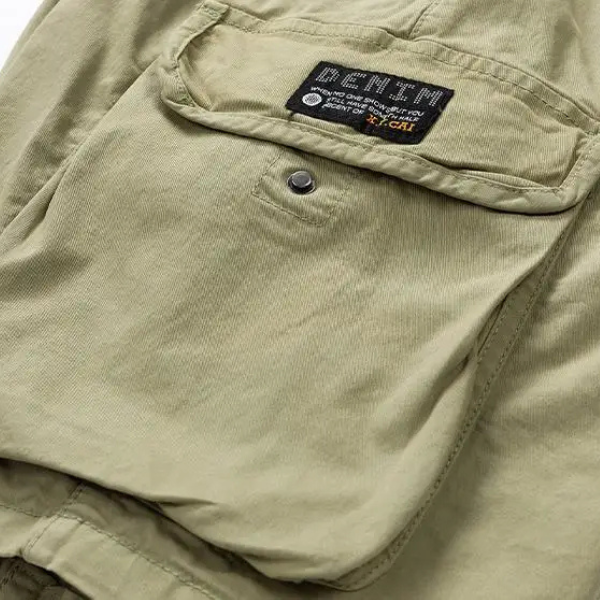 The Belgravia Men’s Lightweight Cotton Cargo Shorts
