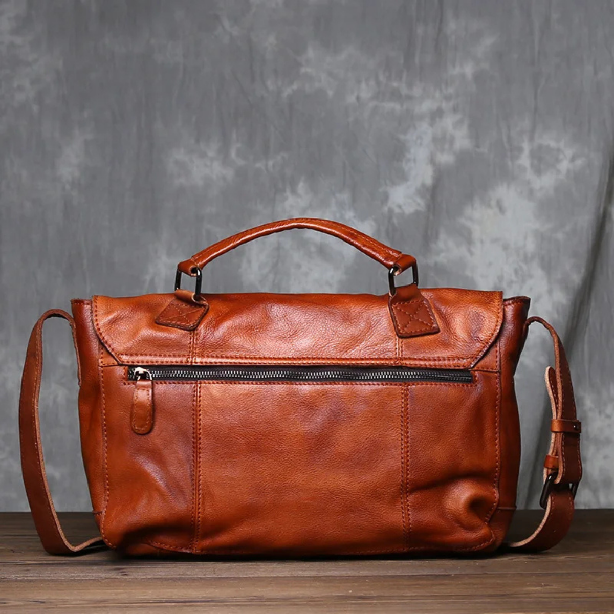 Men’s Vintage Crossbody Genuine Leather Shoulder Bag – Brown
