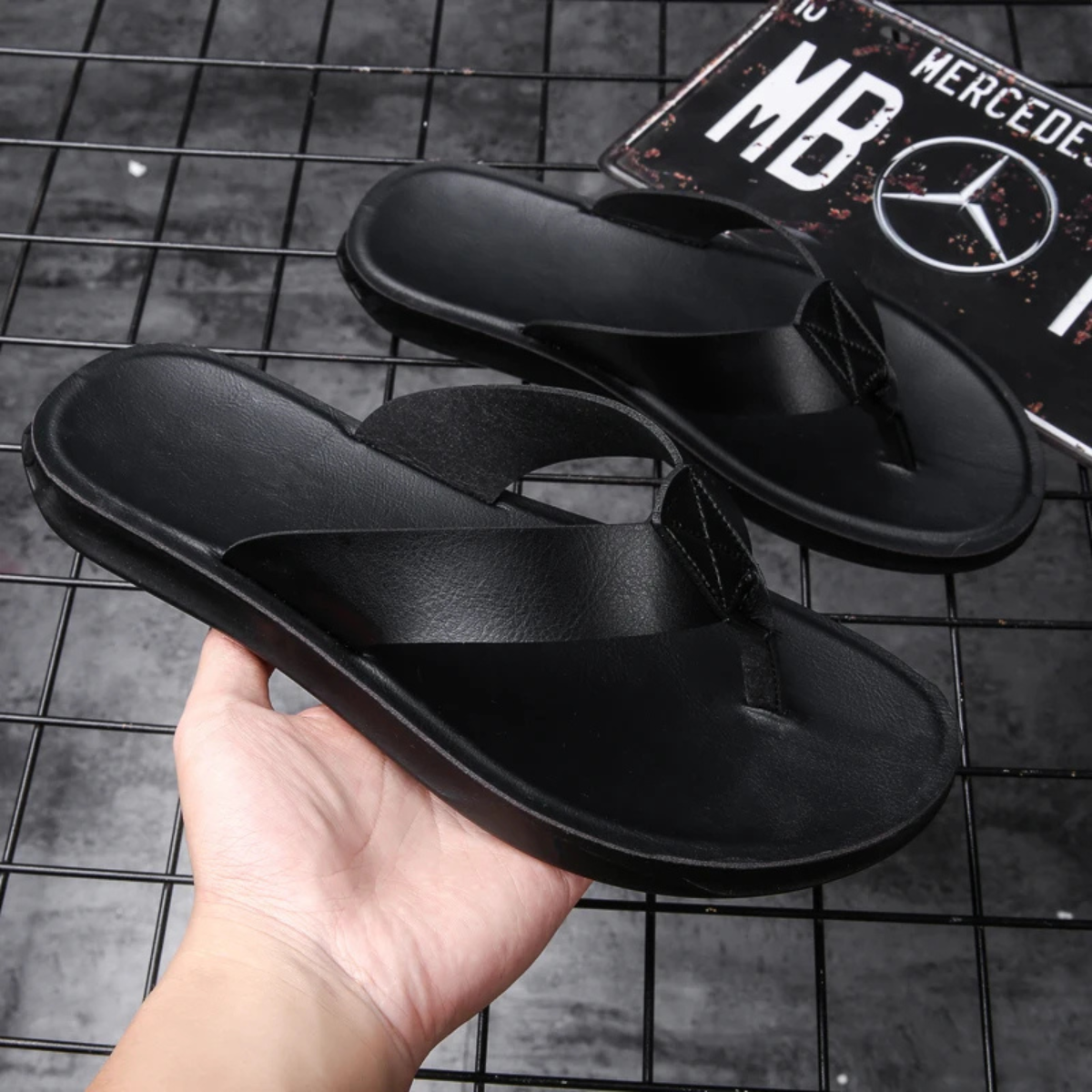 The Bolgheri Men’s Casual Beach Leather Flip Flops
