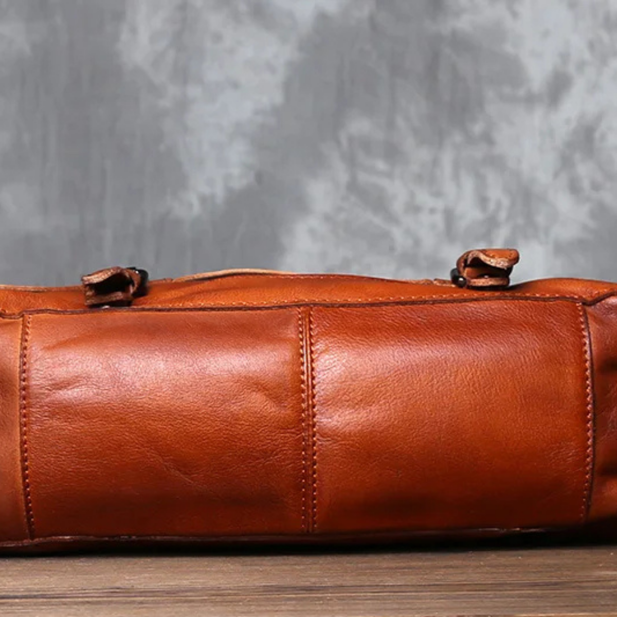 Men’s Vintage Crossbody Genuine Leather Shoulder Bag – Brown