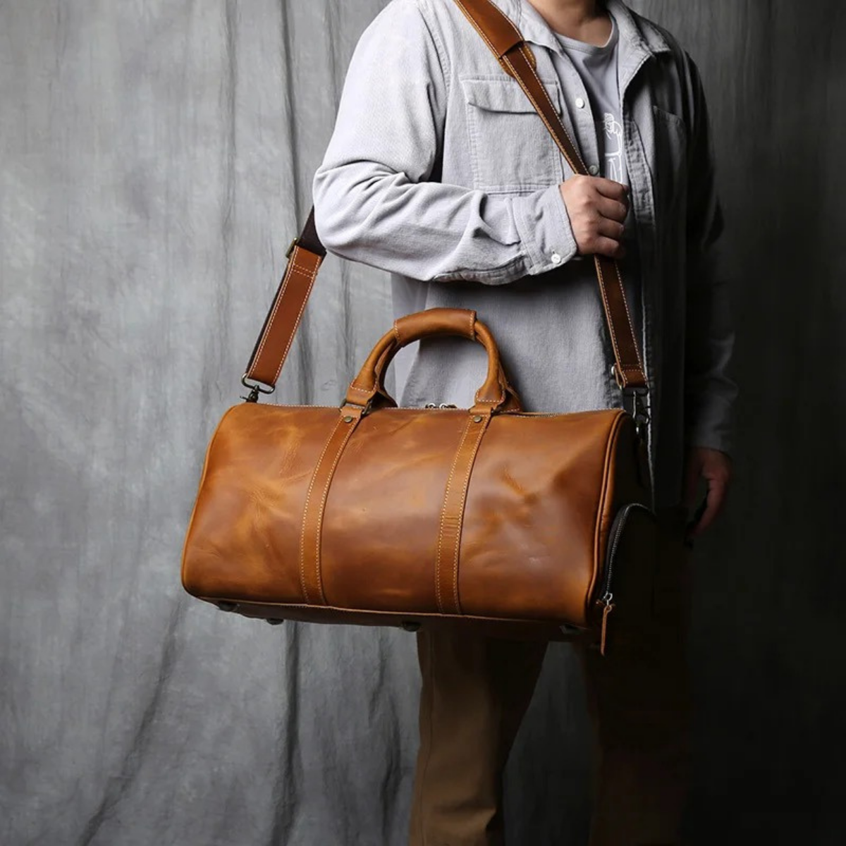 Men’s Vintage Genuine Leather Travel Duffle Bag
