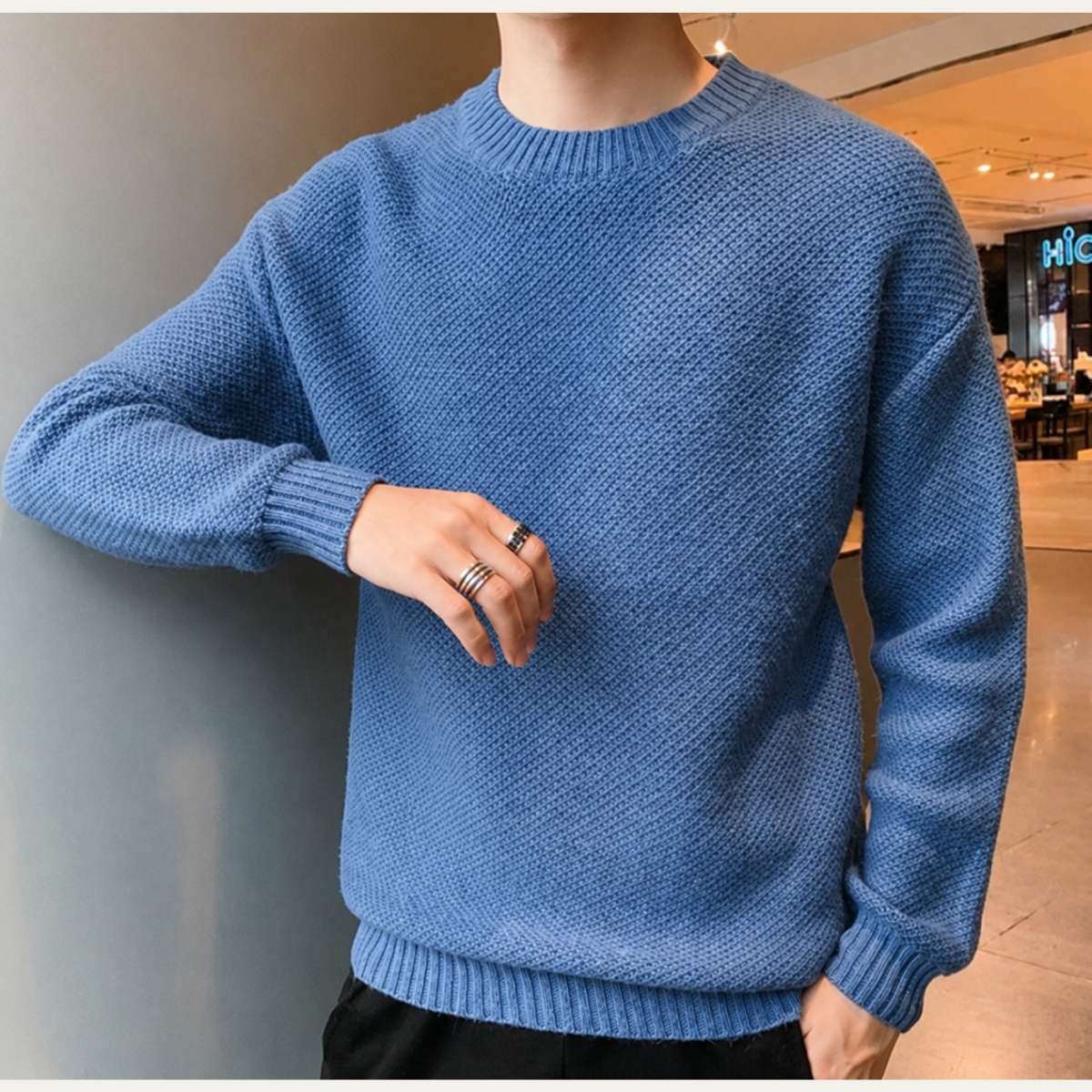 Men's Comfortable Jumper with Ribbed Hem