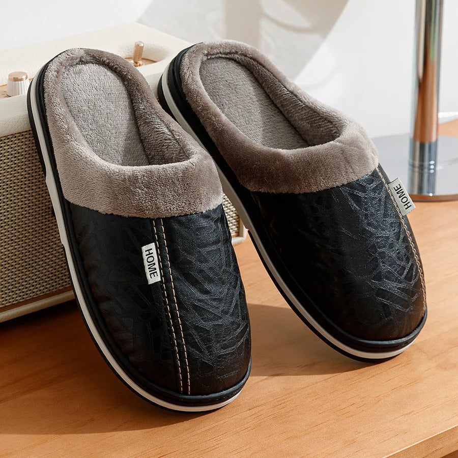 The Ashdowne Men's Fleece Lined House Slippers