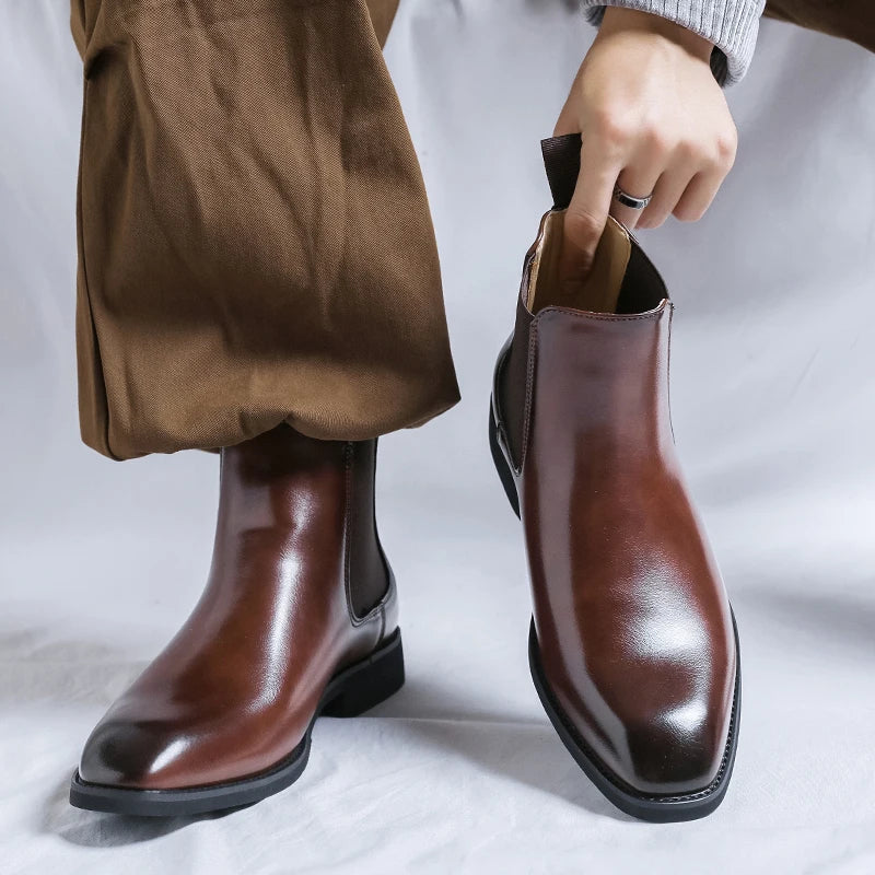 The Tenby Men's Pointed Toe Leather Chelsea Boots