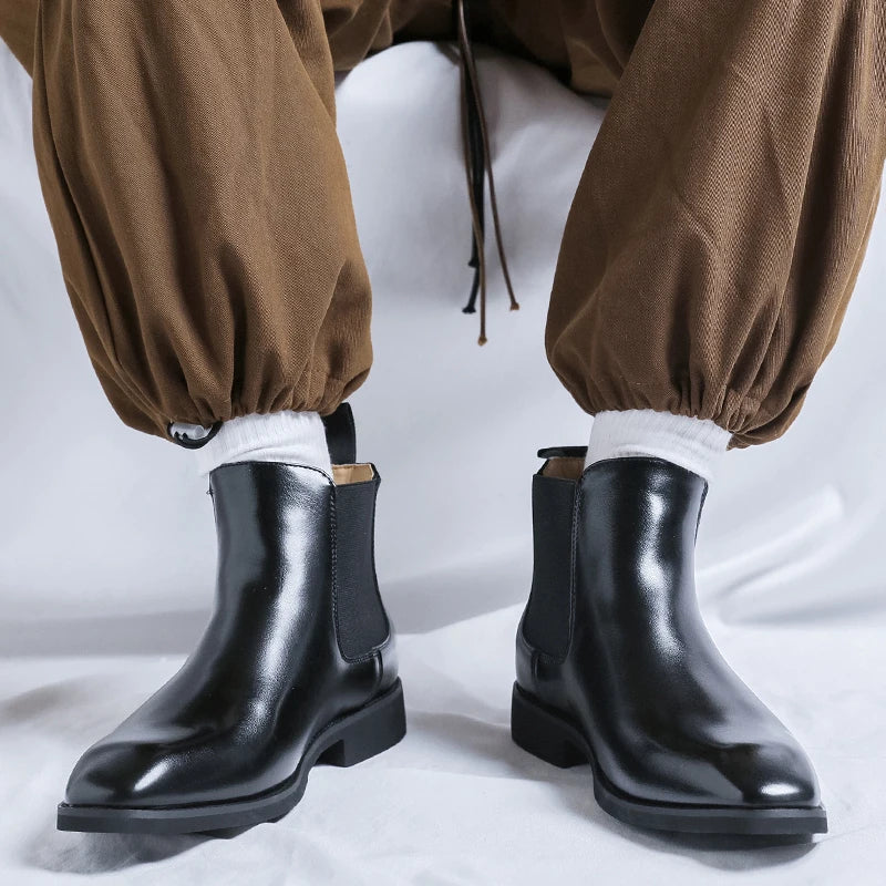 The Wells Men's Pointed Leather Dress Boots