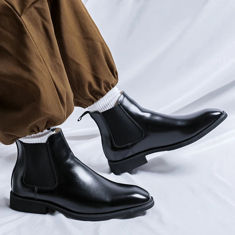 The Wells Men's Pointed Leather Dress Boots