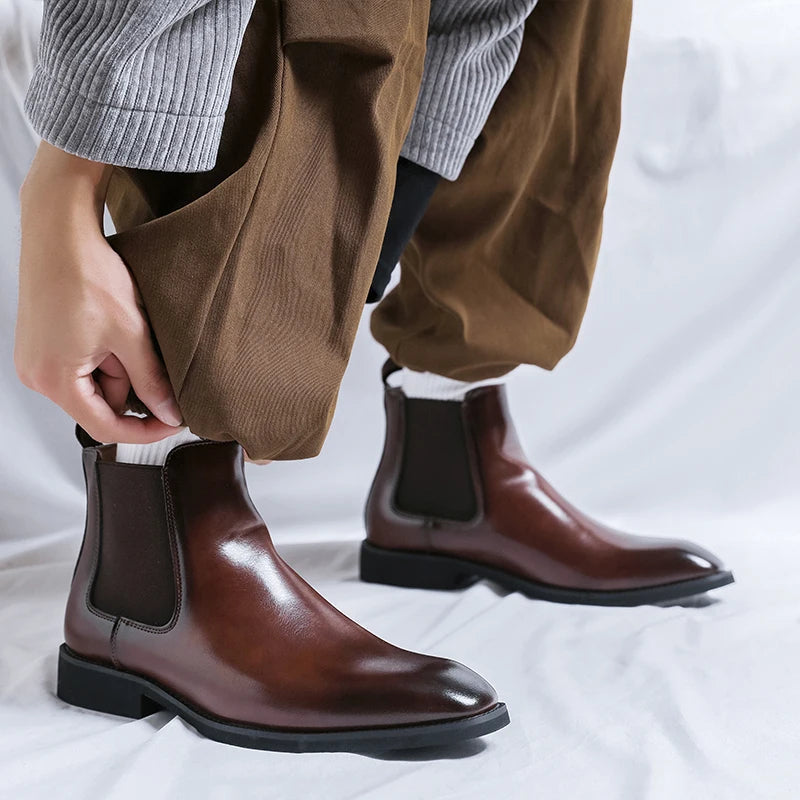 The Tenby Men's Pointed Toe Leather Chelsea Boots