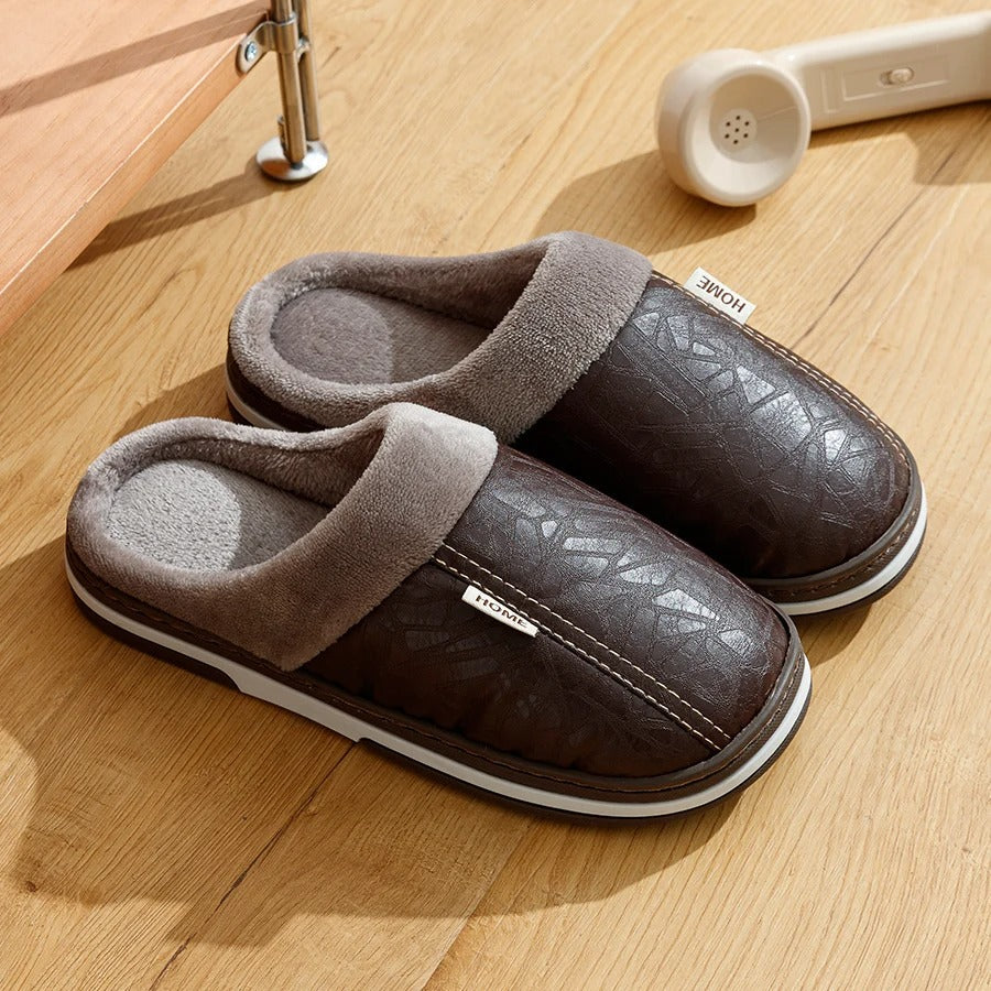 The Ashdowne Men's Fleece Lined House Slippers
