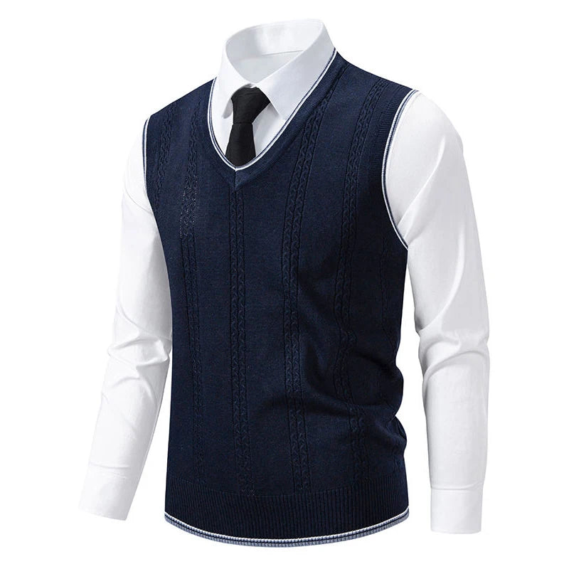 The Framlingham Men's Cable Knit Sleeveless Tank Top
